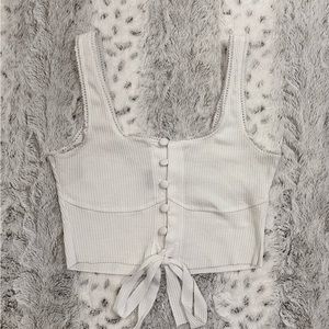 SHOPCIDER white buttoned front tie crop tank top